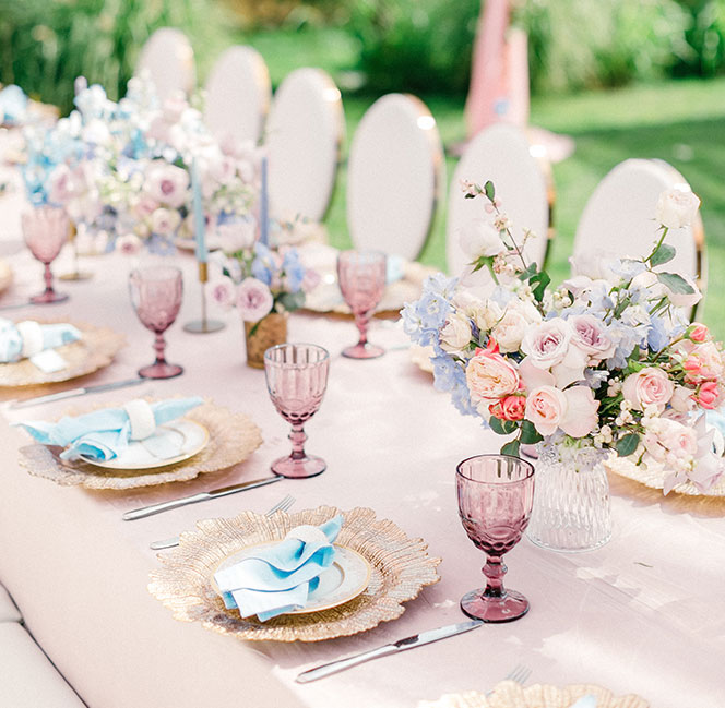 Dining table wedding outdoor